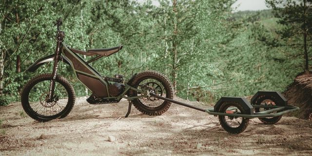 Представлений потужний маунтинбайк з причепом - фото 416906