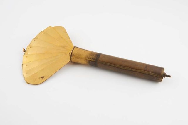 Музей в Лондоні просить допомогти впізнати дивні предмети - фото 416913