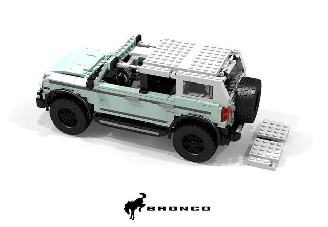 Позашляховик Ford Bronco 2021 зібрали з Lego - фото 416959