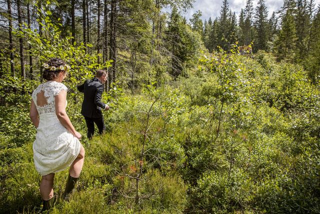 Карантинне весілля на кордоні: молодята зі Швеції та Норвегії провели унікальну церемонію - фото 417031