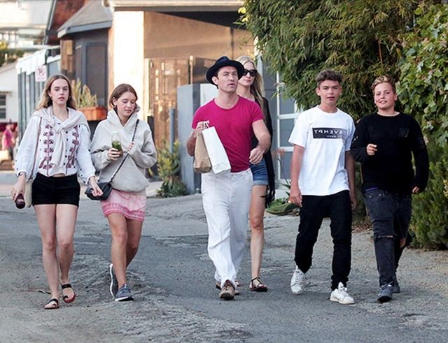 Від Роналду до Мерфі: 15 багатодітних зірок, які цим пишаються - фото 417108