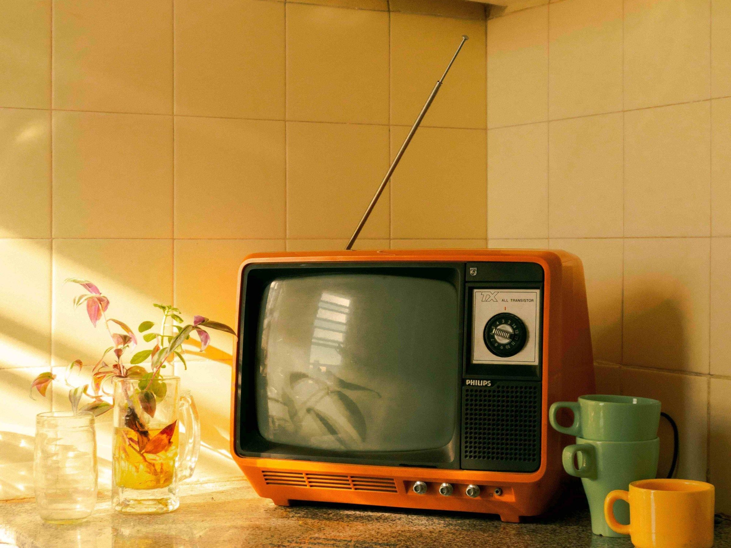 Скільки годин на день можна дивитися телевізор без шкоди для здоров'я