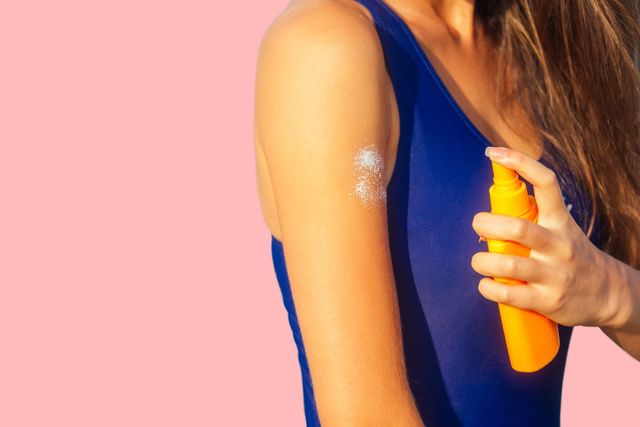 Сонцезахисний крем знижує ризик розвитку меланоми - фото 417813