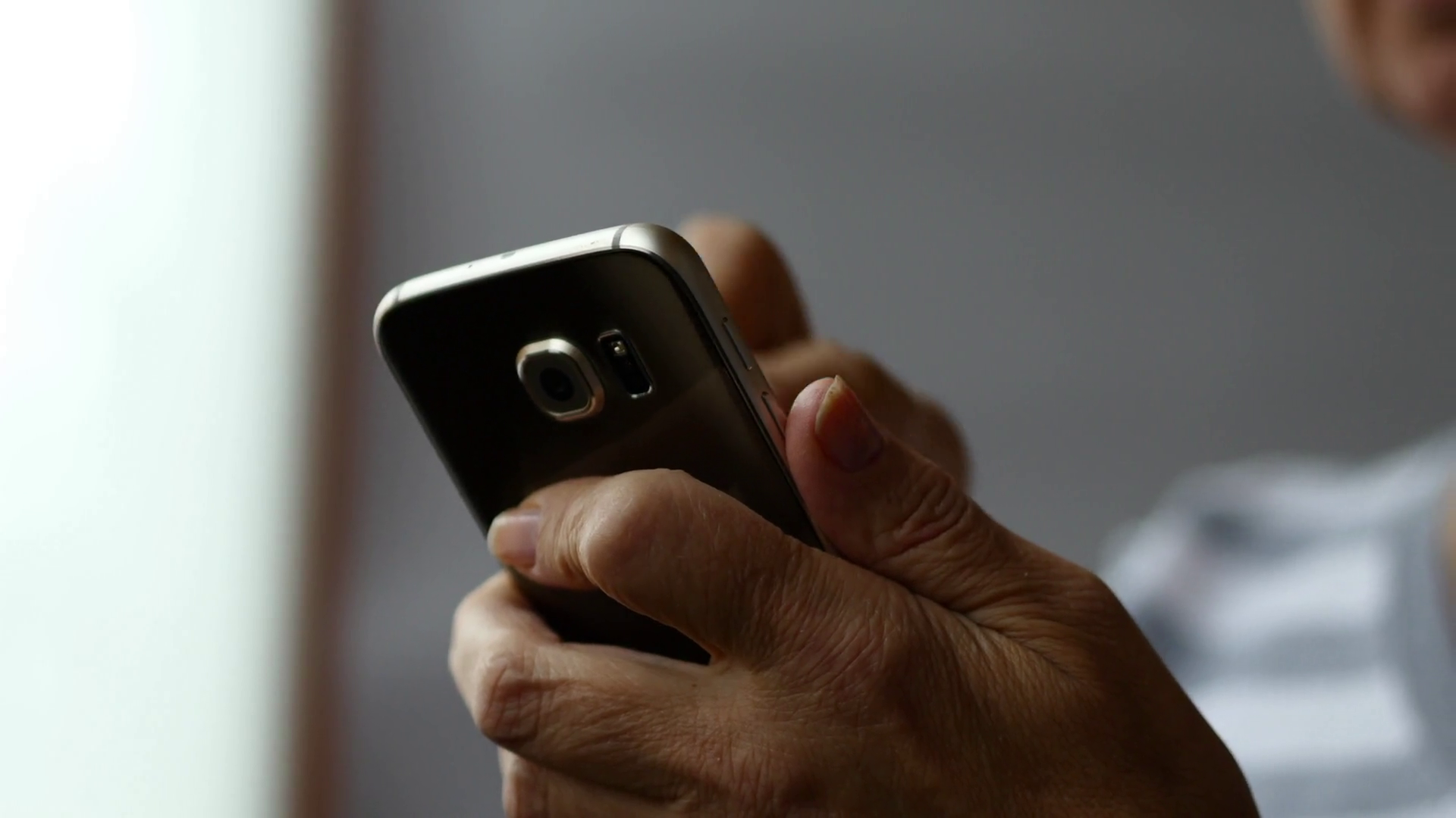 Чому людям поважного віку корисно регулярно користуватися інтернетом