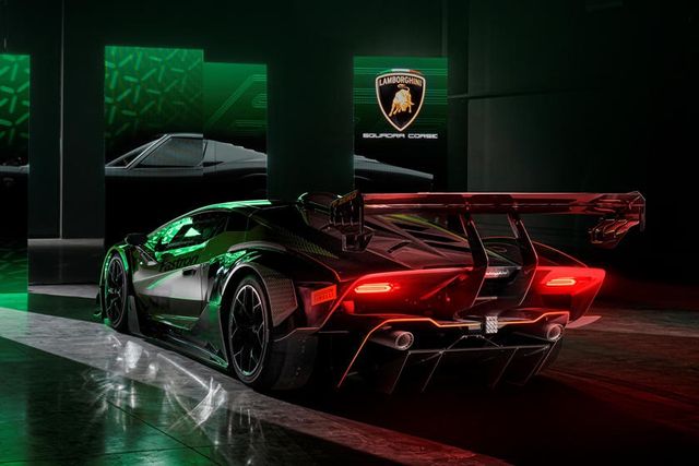 Lamborghini представили найпотужніший спорткар в історії бренду - фото 418479