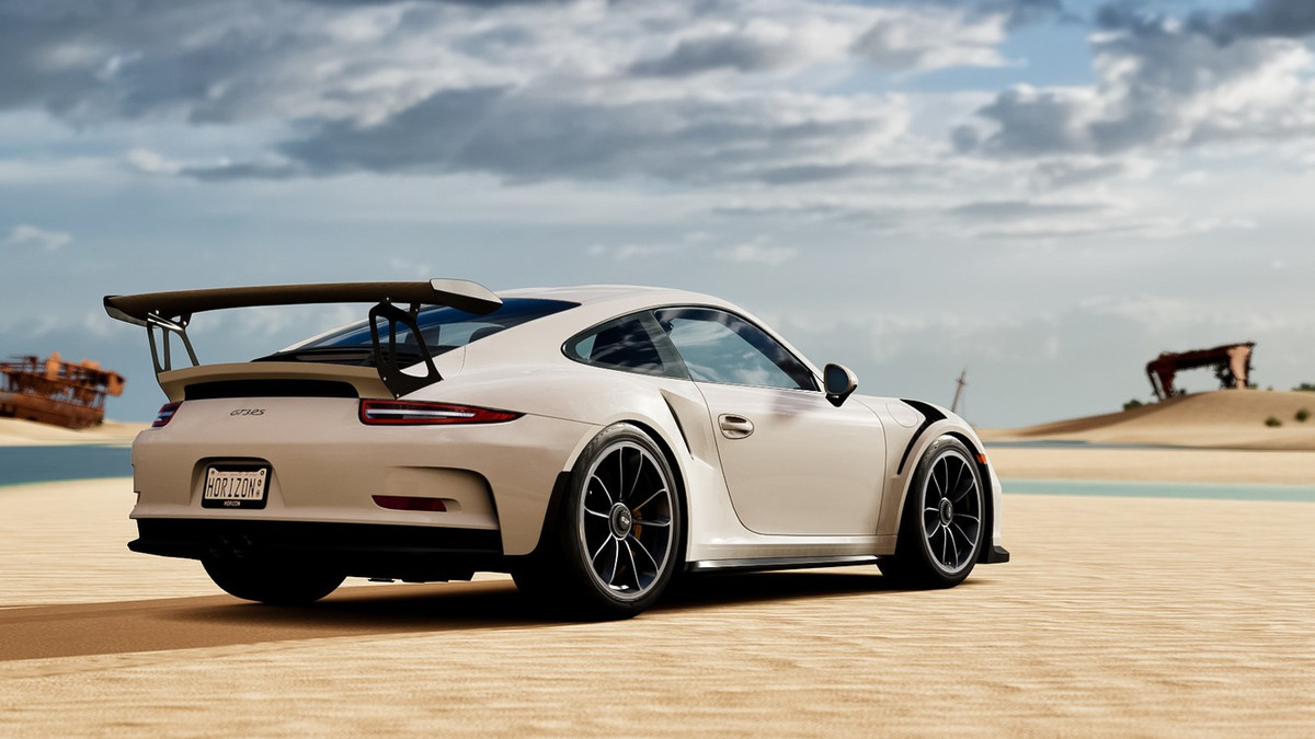 Після ДТП спорткар Porsche 911 GT3 відновленню не підлягає - фото 1