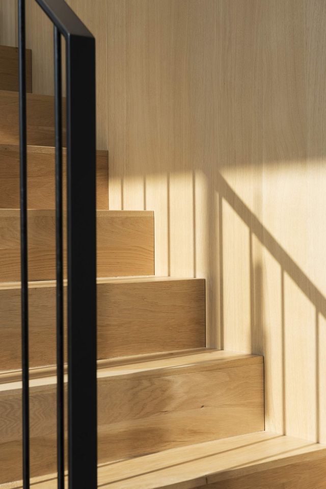 Як виглядає сучасна сімейна вілла у Нідерландах: фото - фото 418786