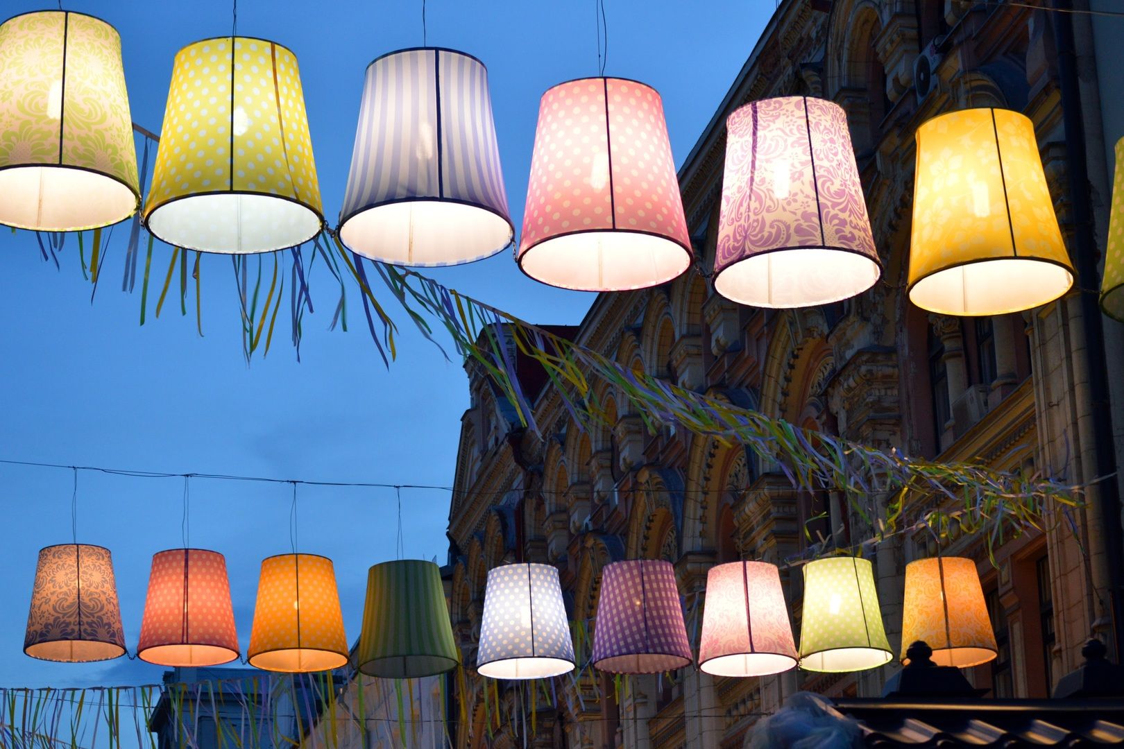 Коли не зачинив вікно ввечері: епічне відео не для слабкодухих