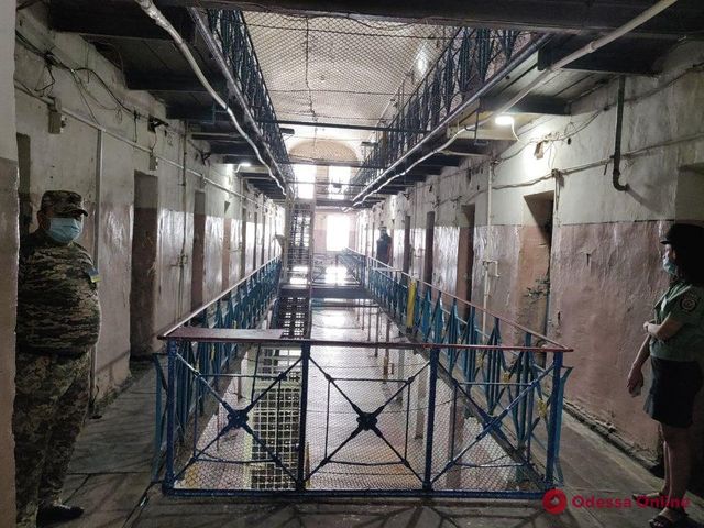 В Одеському СІЗО з'явилися платні камери: фото - фото 418958