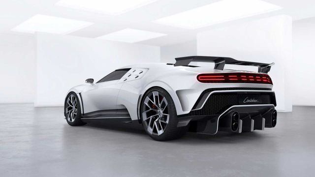 Кріштіану Роналду поповнив свій автопарк розкішним гіперкаром: фото - фото 419127