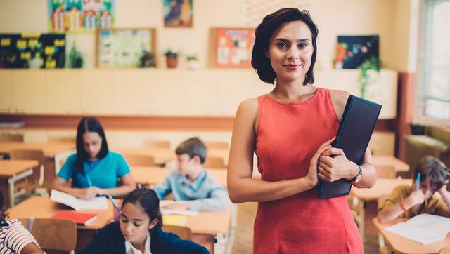 Професія вчителя пов'язана з постійним стресом - фото 419172