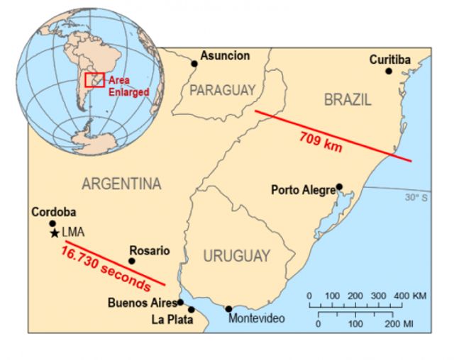 Якою була найдовша блискавка в історії людства - фото 419262