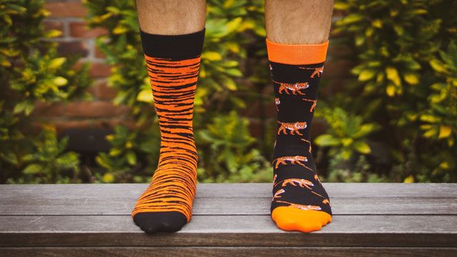 Не всі чоловіки розкидають шкарпетки по дому - фото 419433