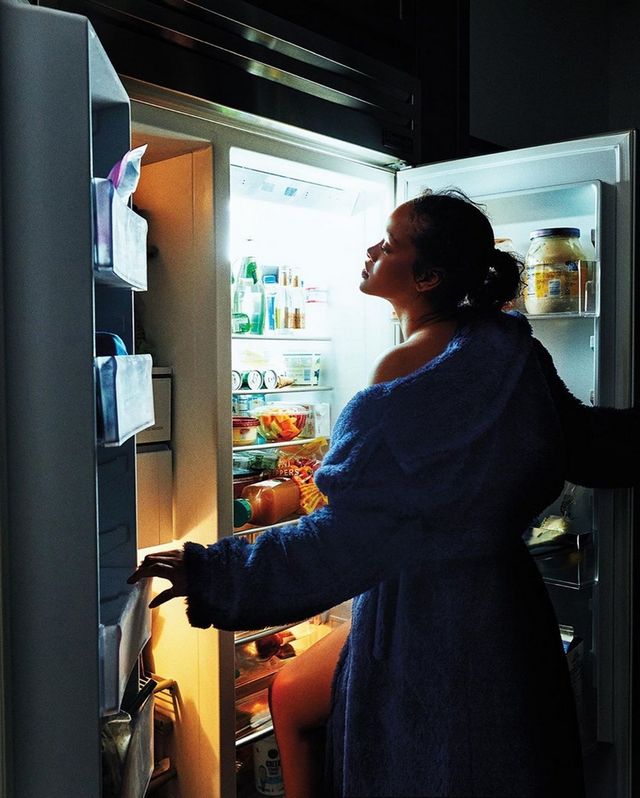 Гламурна Rihanna показала, як треба хазяйнувати вдома - фото 419547