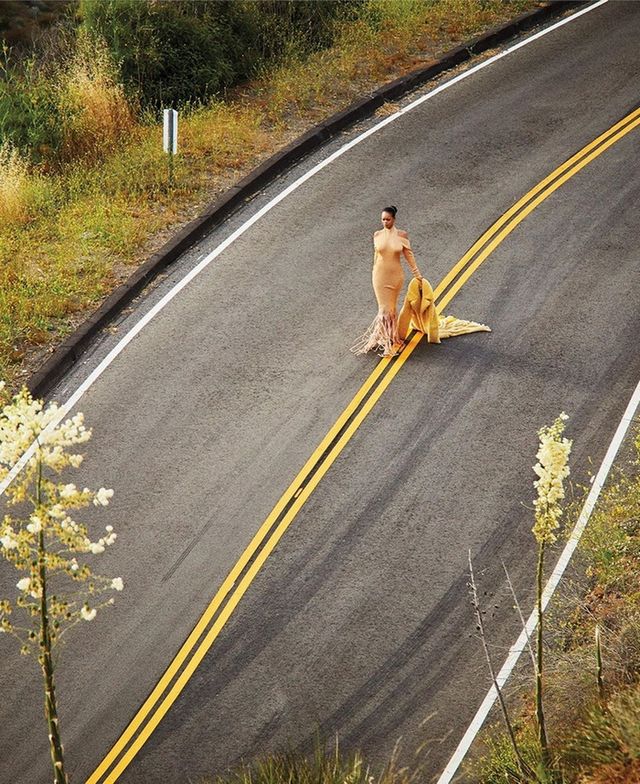 Гламурна Rihanna показала, як треба хазяйнувати вдома - фото 419548