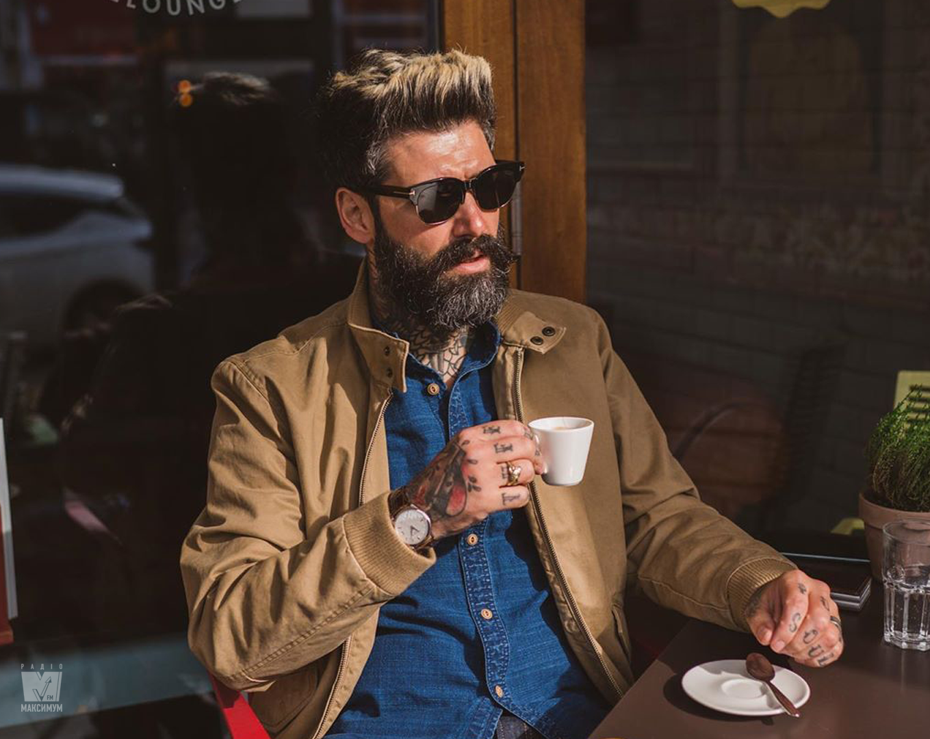 40-річний британець уперше за 10 років збрив бороду: кохана його не впізнала