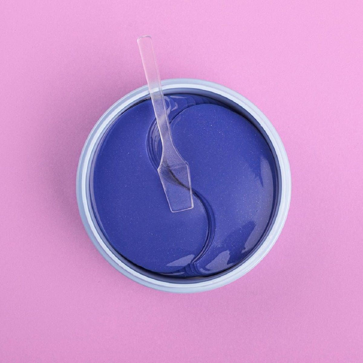 Патчі під очі: як часто ними можна користуватись