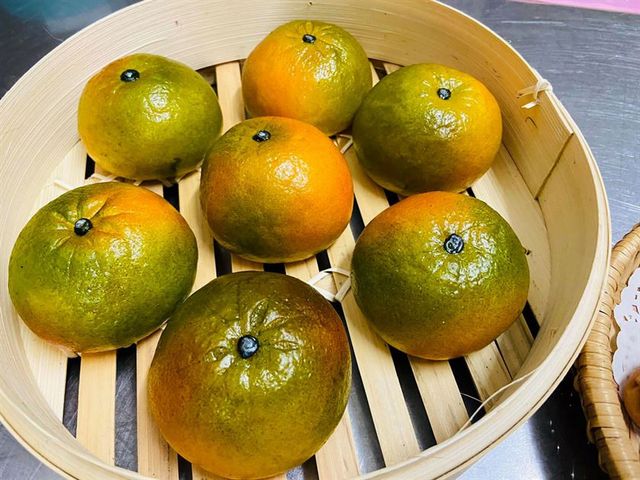 Ці соковиті мандарини насправді не те, чим здаються - фото 420147