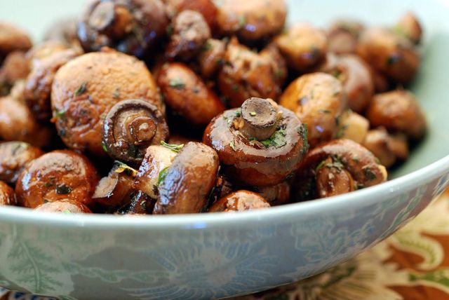 Названа користь грибів для схуднення - фото 420290