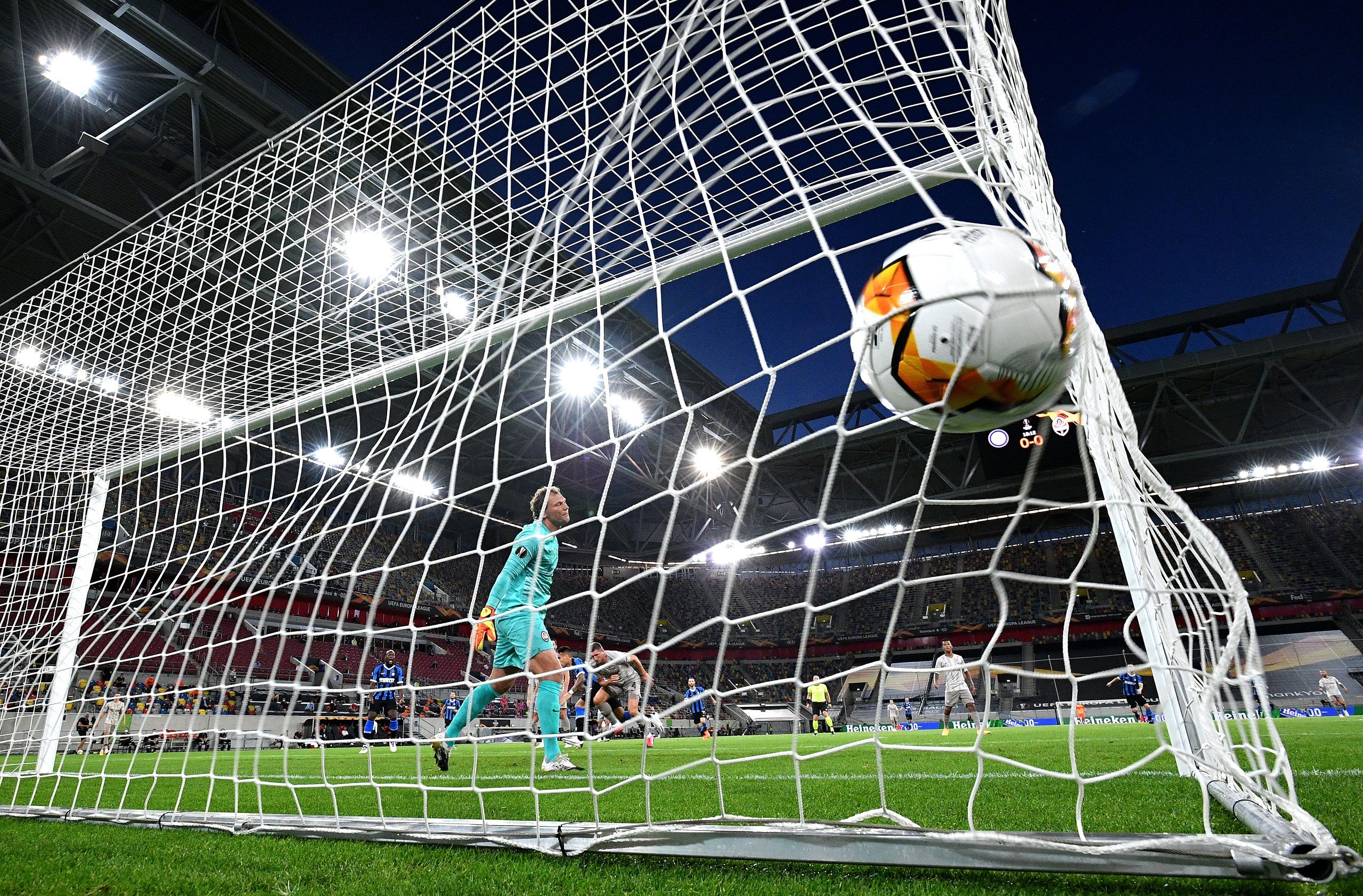 Беру на себе відповідальність: тренер Шахтаря прокоментував провал у півфіналі ЛЄ