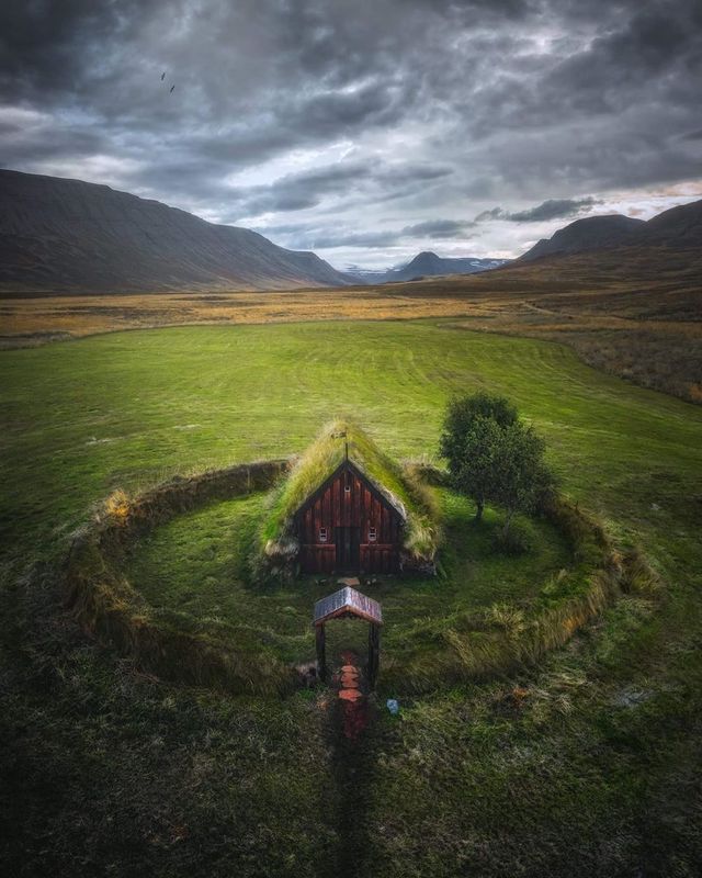 Німецький фотограф показує неймовірні мандри світом: яскраві фото - фото 421046