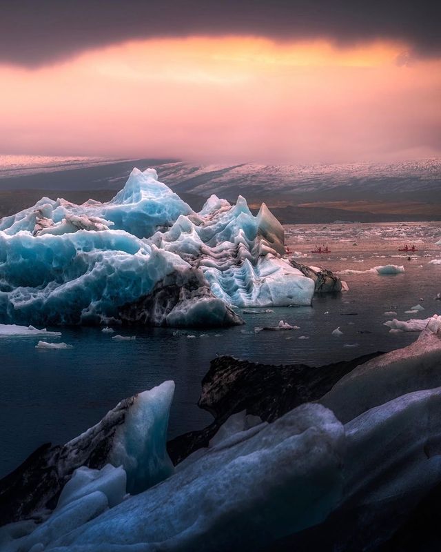 Німецький фотограф показує неймовірні мандри світом: яскраві фото - фото 421047