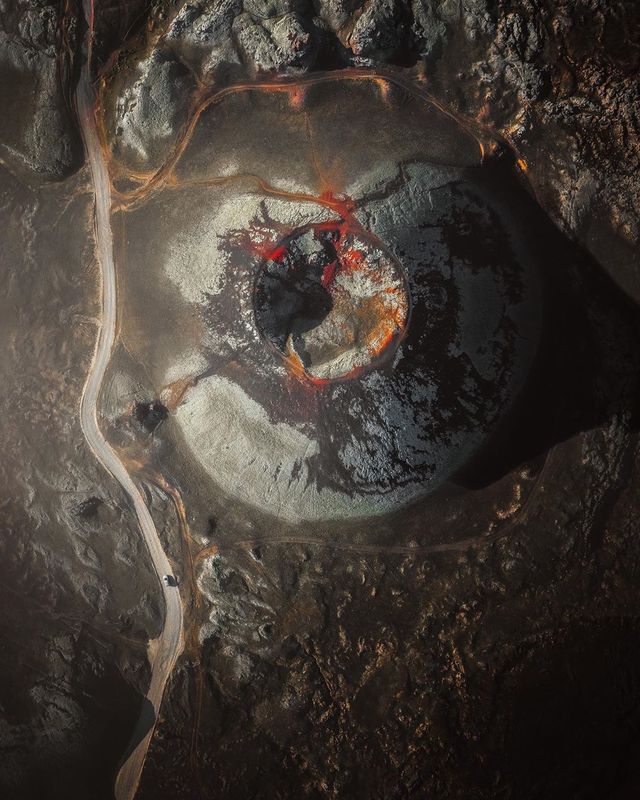 Німецький фотограф показує неймовірні мандри світом: яскраві фото - фото 421058