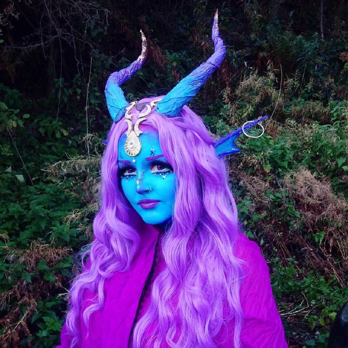 Дивовижна британка з синьою шкірою стала зіркою мережі: фото