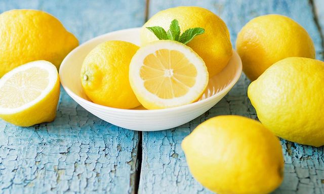 Міфи про користь лимона, в які не варто вірити - фото 421801