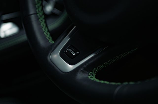 Представлено найшвидший і найпотужніший британський кросовер - фото 422207