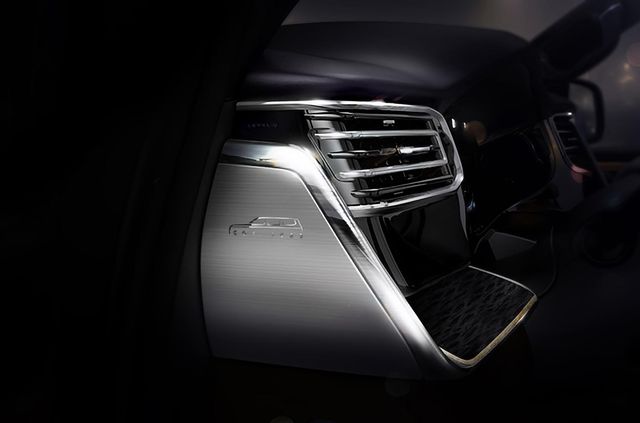 Jeep показав нові фотографії потужного Grand Wagoneer - фото 422692