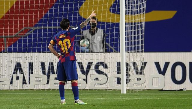 Мессі наполягає на своєму праві покинути Барсу - фото 422934