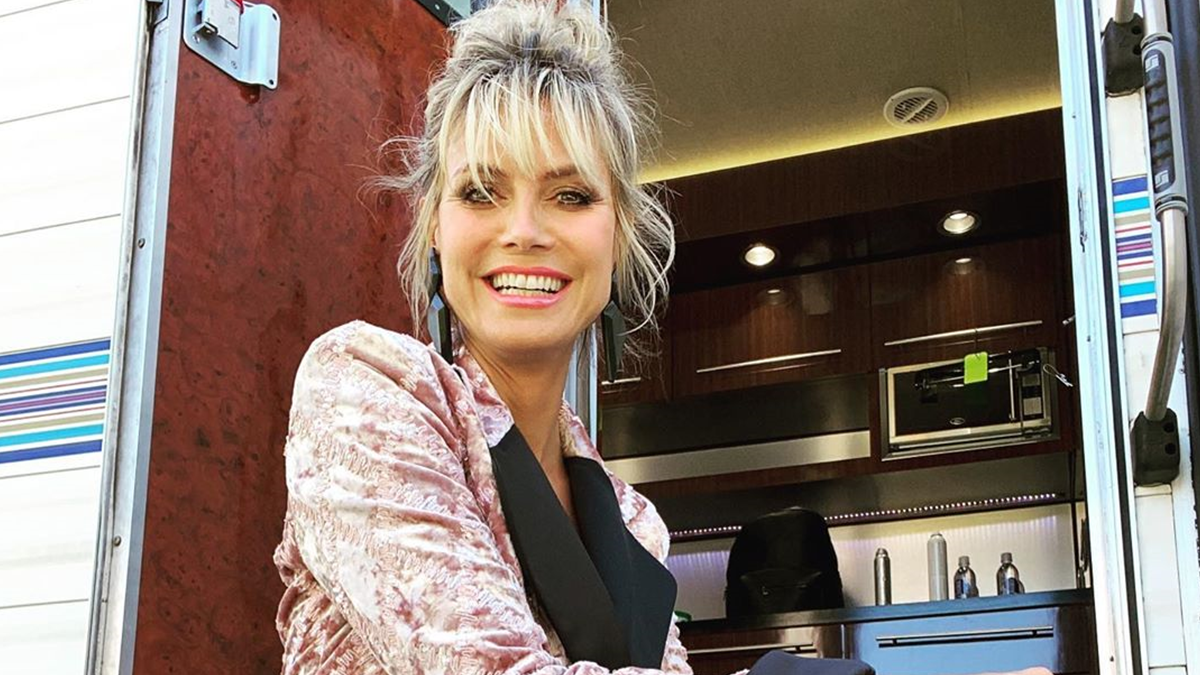 Хайді Клум показала груди на новому пікантному фото (18+)