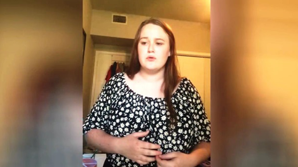 Пробила стелю: епічна поява мами тіктокерки підірвала мережу (відео) - фото 1