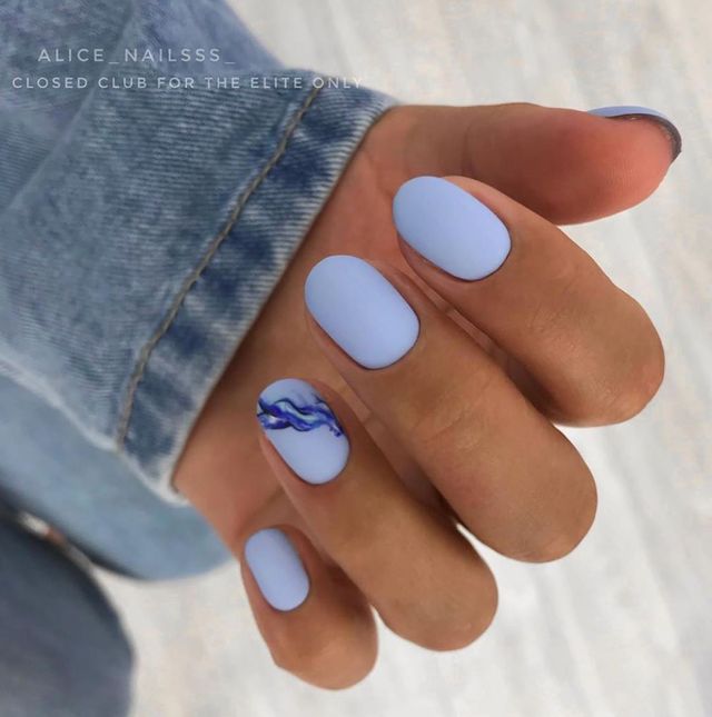 Манікюр на осінь 2025: модні ідеї дизайну на короткі і довгі нігті - фото 423817