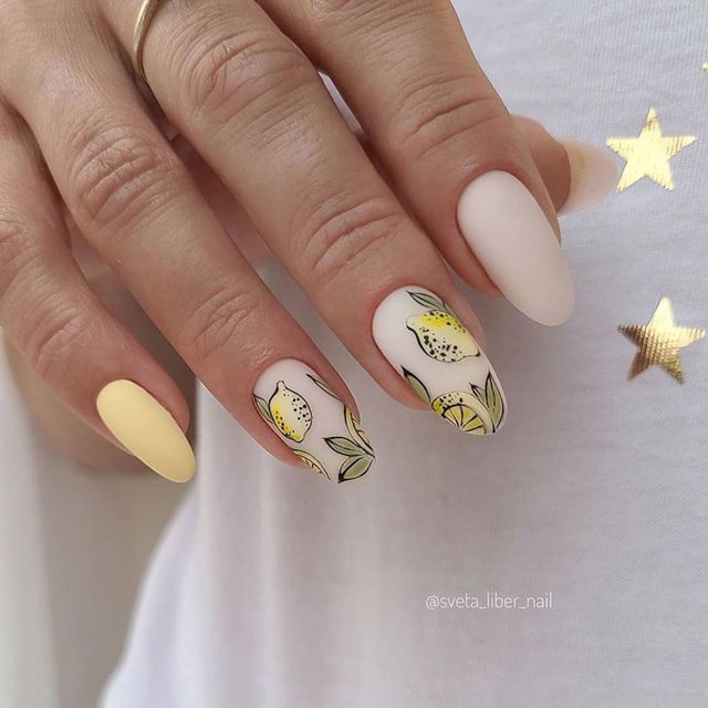 Манікюр на осінь 2025: модні ідеї дизайну на короткі і довгі нігті - фото 423818