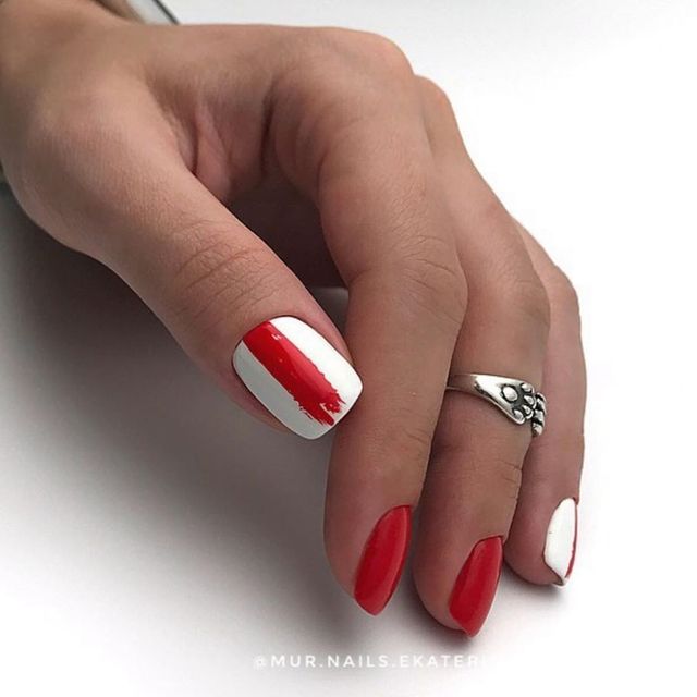 Манікюр на осінь 2025: модні ідеї дизайну на короткі і довгі нігті - фото 423819