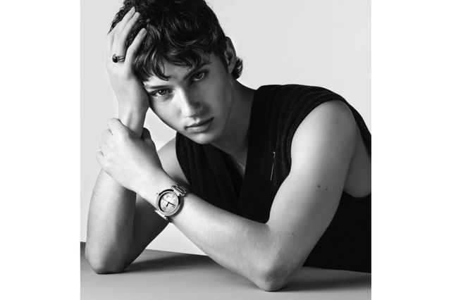 Cartier запустив кампанію годинників Pasha з зірками Гри престолів і Джеймса Бонда - фото 423878