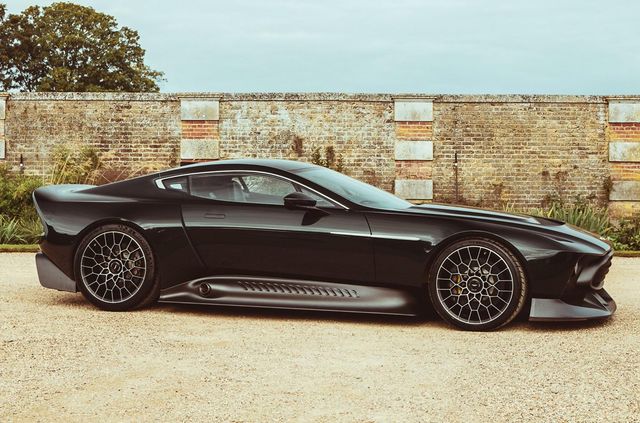 Aston Martin Victor: як виглядає унікальний суперкар з 847-сильним двигуном - фото 423915