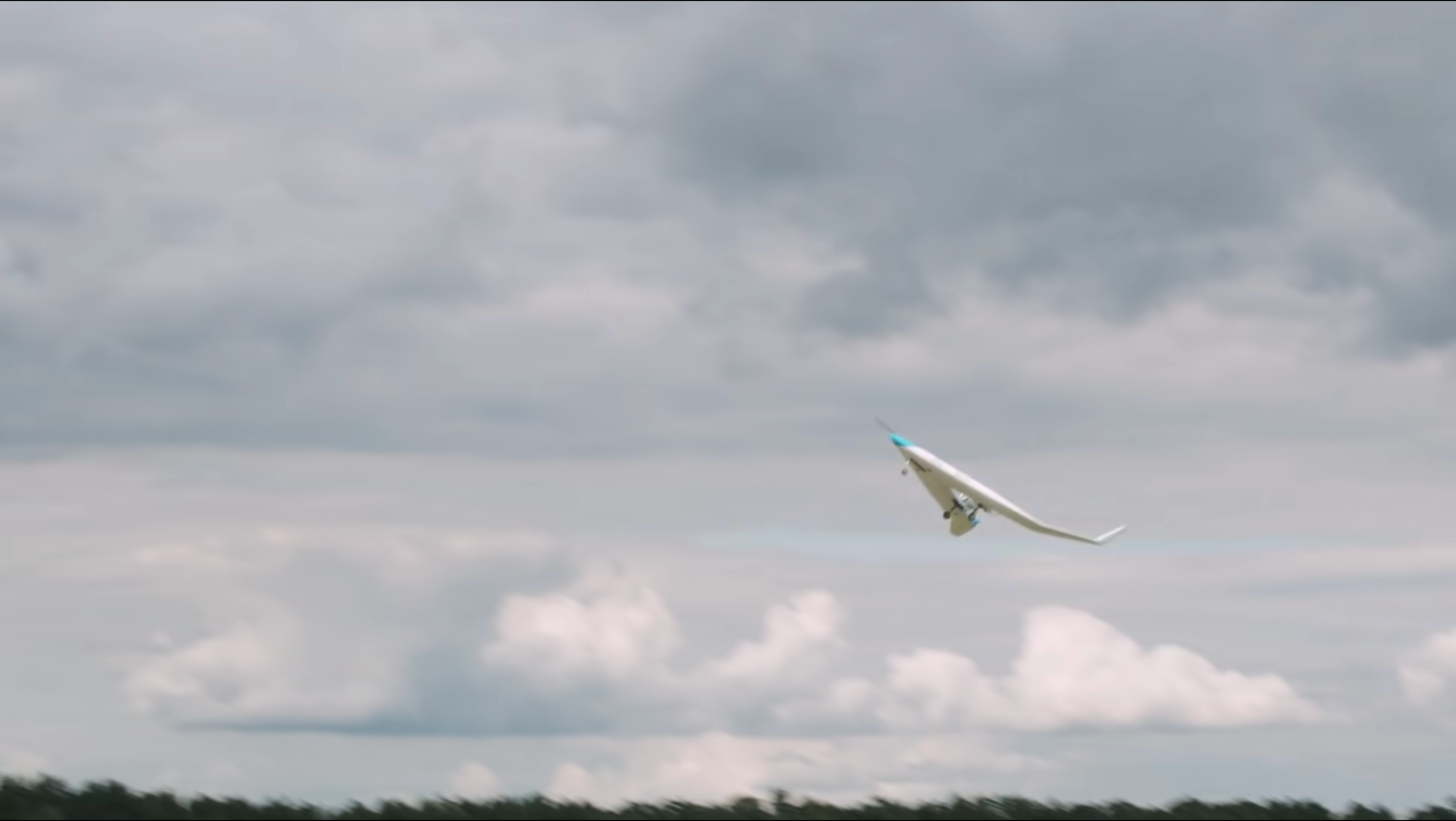 Прототип V-подібного пасажирського лайнера підняли у небо: відео