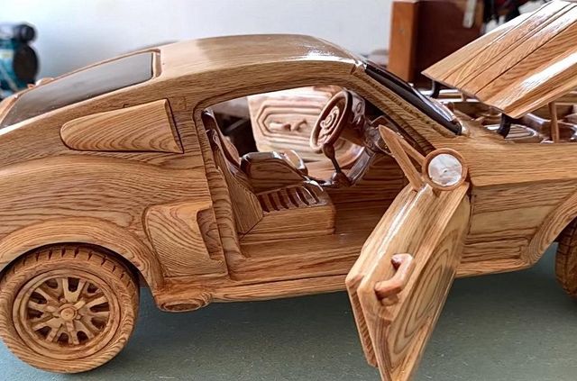 Як виглядає точна копія Ford Mustang 1967 року з дерева - фото 424179
