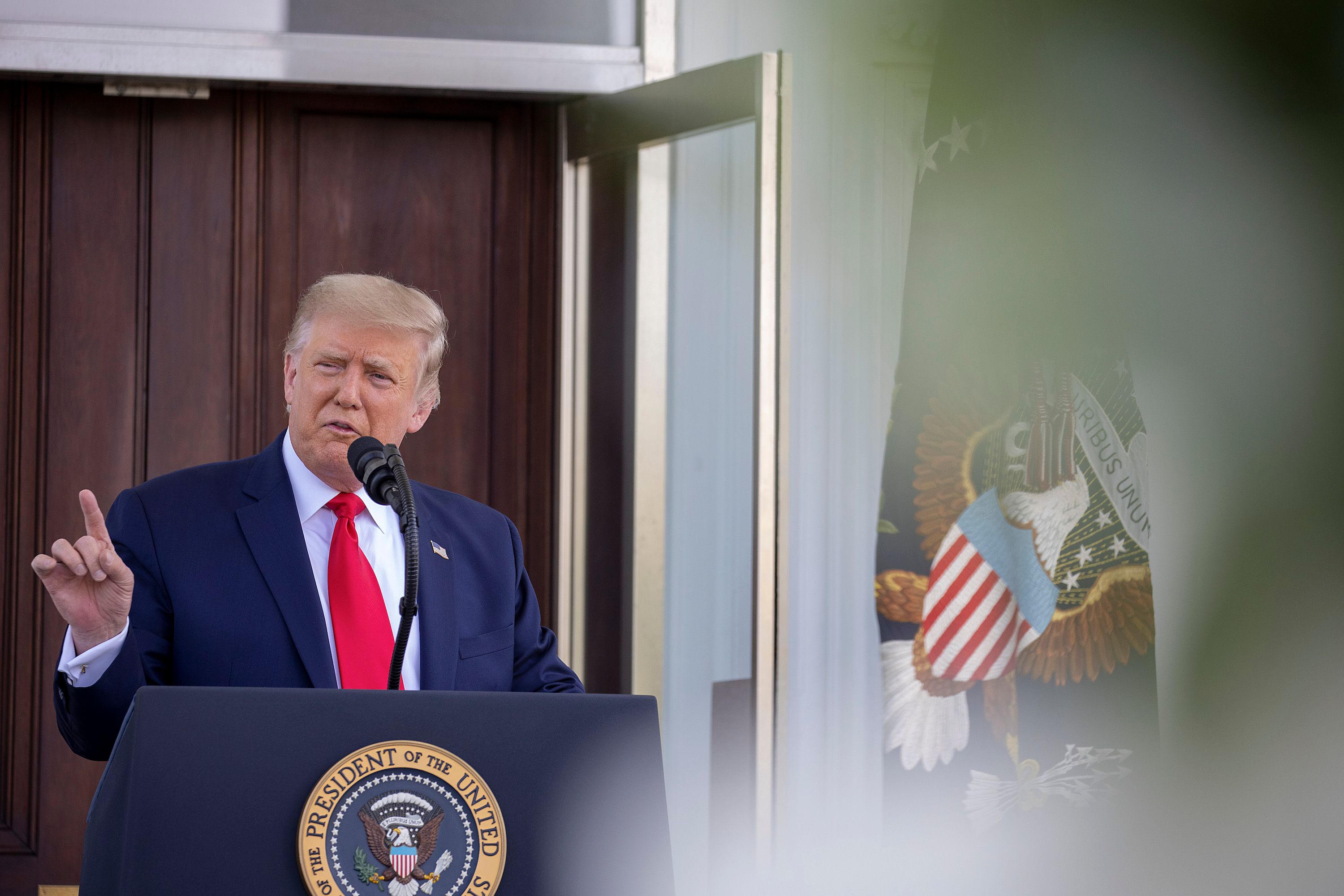 Інсталяція з Дональдом Трампом важитиме 2 тонни - фото 1