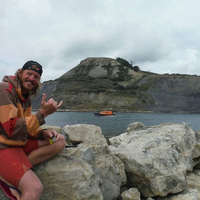 Британець проплив 160 кілометрів по океану, аби назбирати гроші на прибирання пляжів - фото 424413