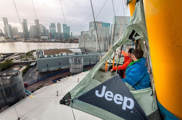 Jeep відкрив найекстремальніший мотель у світі: аж дух перехоплює - фото 424496