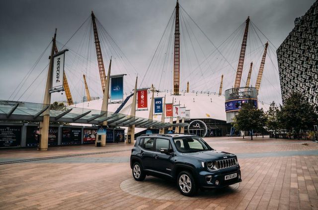 Jeep відкрив найекстремальніший мотель у світі: аж дух перехоплює - фото 424499