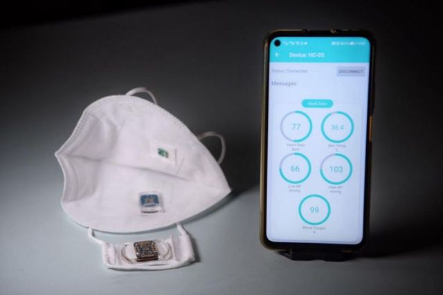 Науковці розробили маску, яка відслідковує симптоми коронавірусу - фото 424792