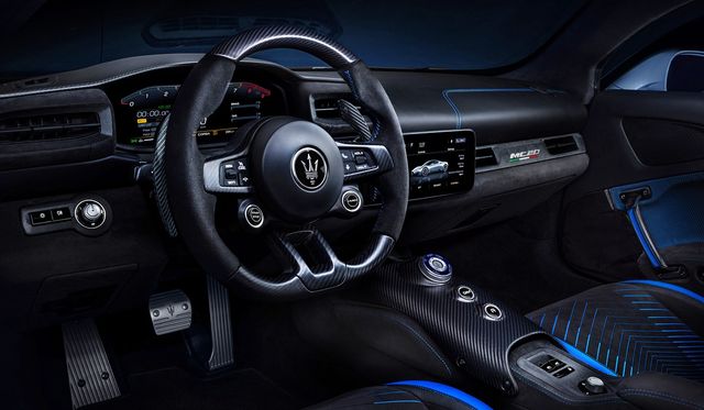 Maserati презентувала люксовий суперкар MC20: ефектні фото - фото 424839