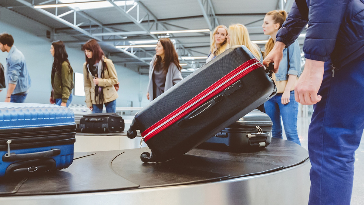 Як уникнути втрати валізи в аеропорту: лайфхак від авіапрацівника - фото 1