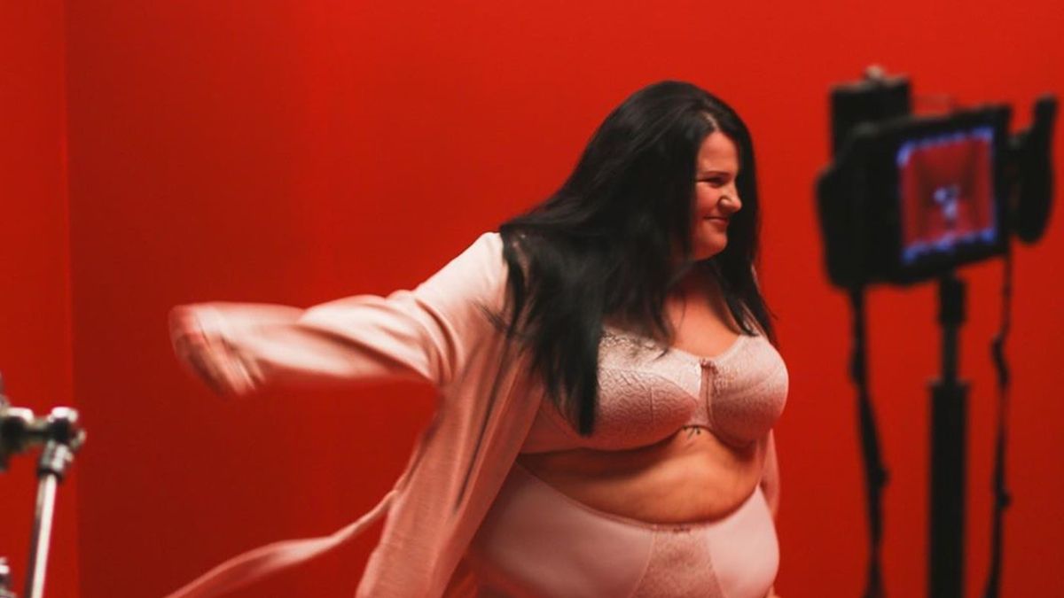 alyona alyona - фото 1