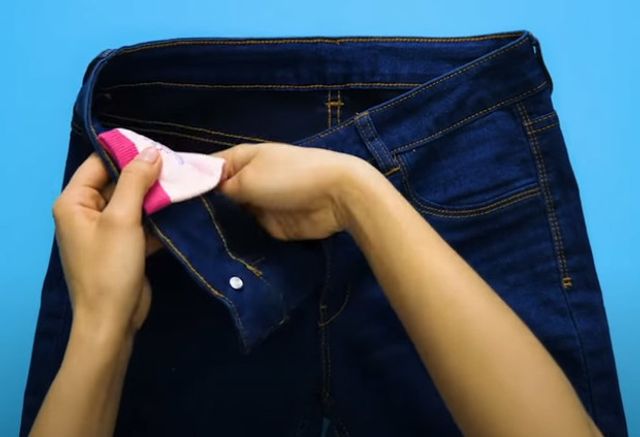 6 способів використати шкарпетки не за прямим призначенням - фото 426203